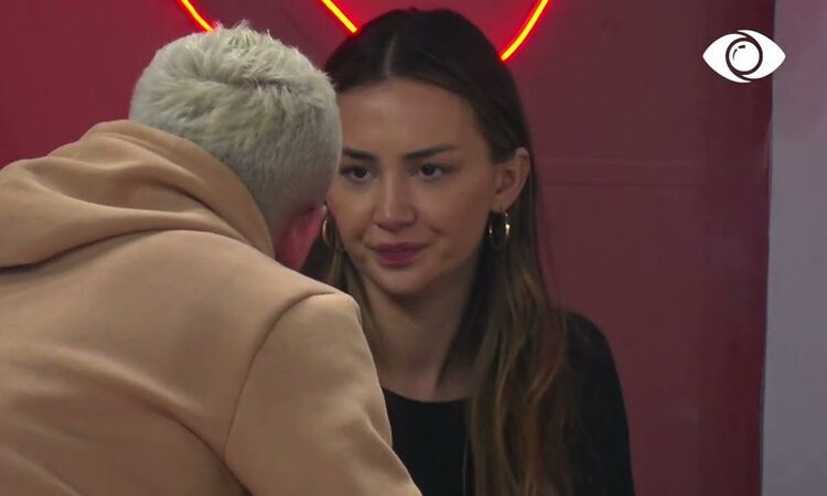 Kiara humbet më shumë se 20,000 ndjekës në Instagram