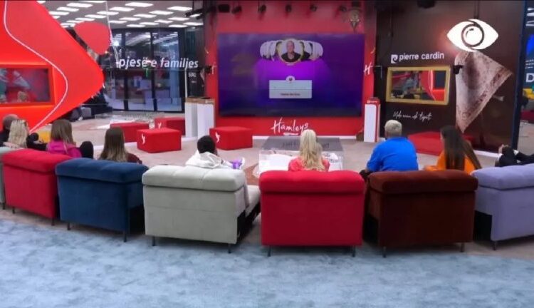 ”Top Channel e bën lekun letër”/ Shifra të “çmendura”, ja sa paguajnë shqiptarët për t’i dërguar mesazhe banorëve të Big Brother Vip