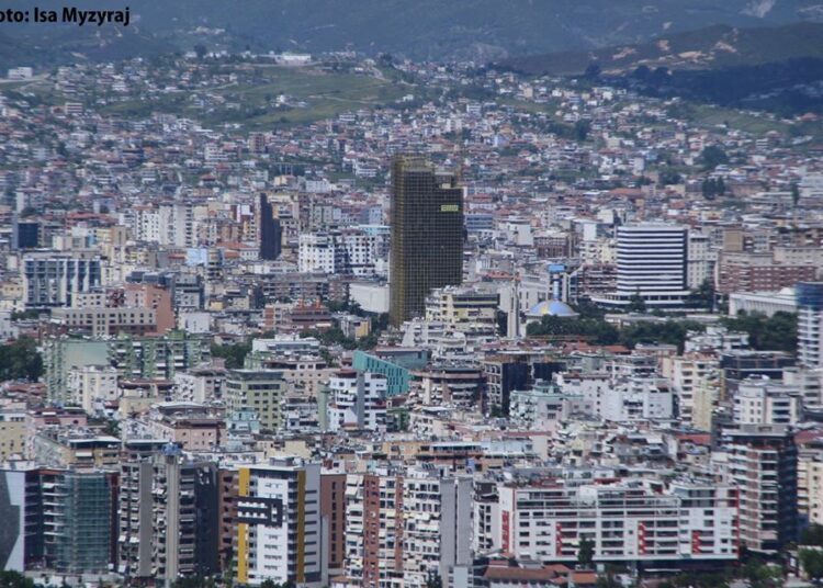Tirana me çmimet e apartamenteve më të shtrenjta pas Parisit dhe Beogradit
