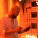 Kiara me xhirime në Turqi, Luizi e telefonon në video-call