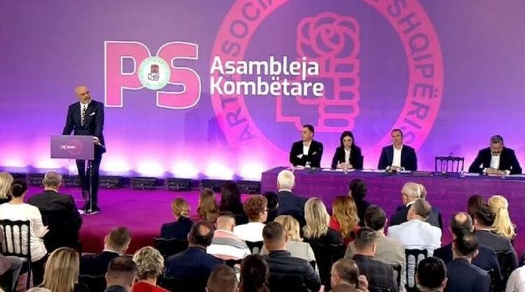PS mbledh nesër Asamblenë, çfarë pritet të diskutohet në mbledhjen me dyer të mbyllura