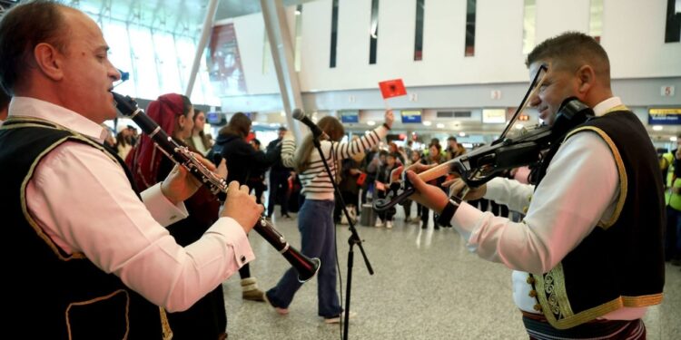 “Travel Radar”: Zhvillimi mbresëlënës i turizmit në Shqipëri