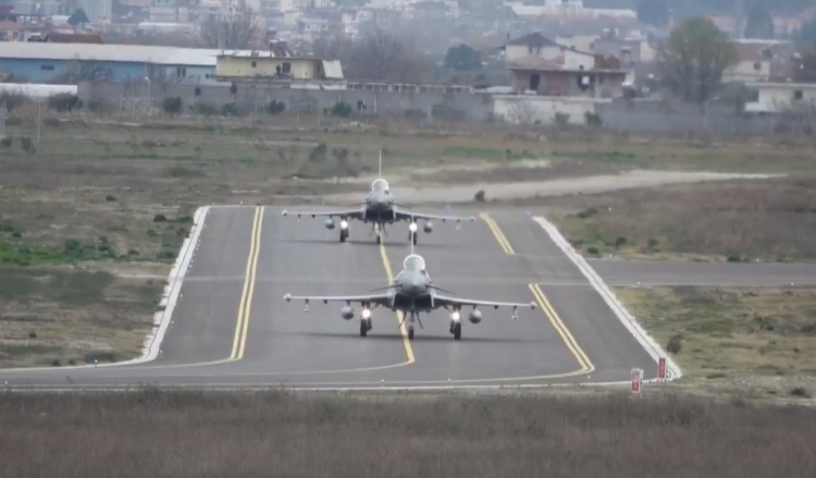 Avionë, helikopterë dhe dronë, përurohet baza e NATO-s në Kuçovë