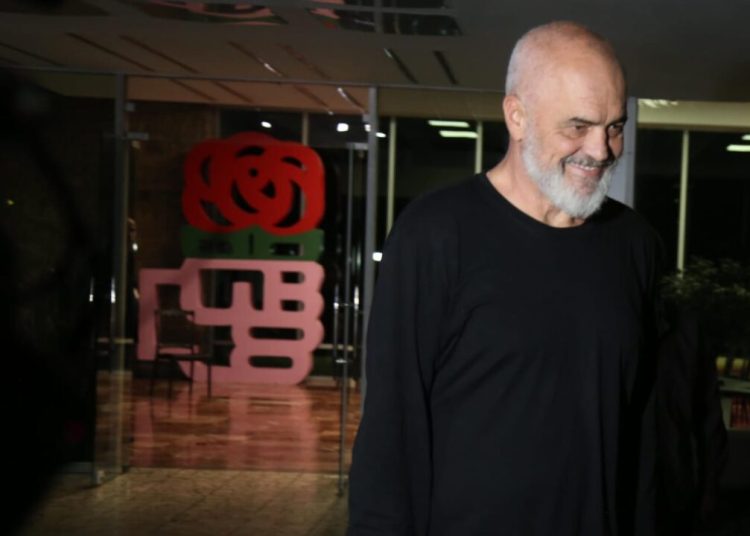 Kryesia e PS-së/ Rama u ndan detyrat Spiropalit, Veliajt dhe Manastirliut